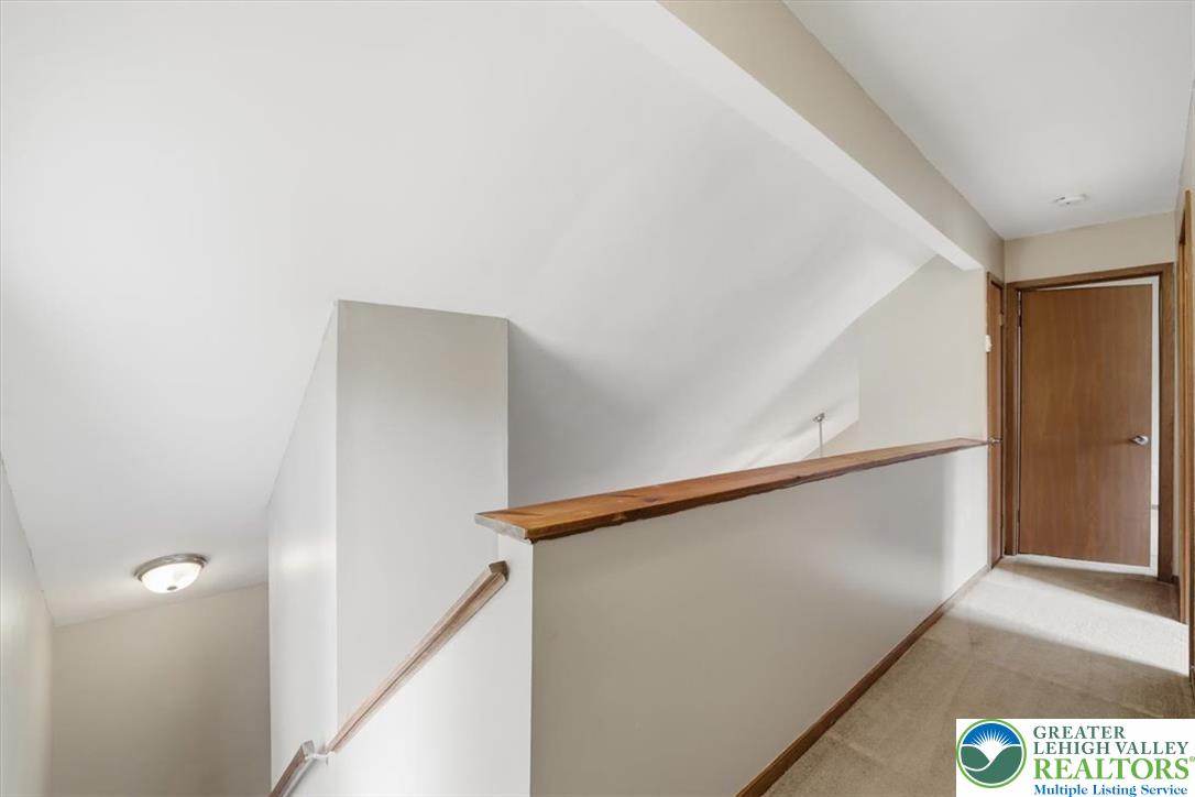 227 Sedburgh Court Property Photo 24