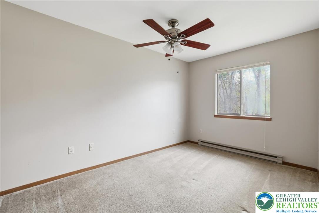 227 Sedburgh Court Property Photo 25