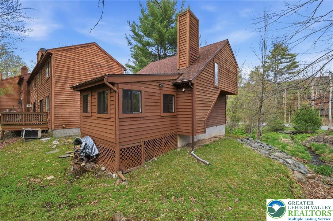 227 Sedburgh Court Property Photo 31