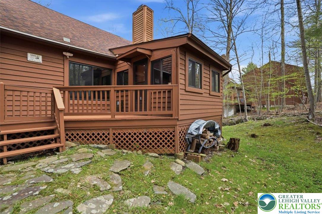 227 Sedburgh Court Property Photo 32