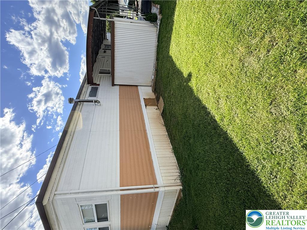 5200 Freemansburg Avenue 12 Property Photo 6
