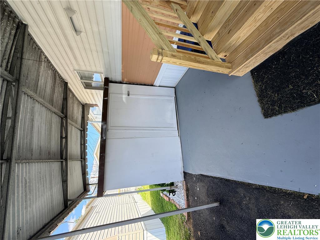 5200 Freemansburg Avenue 12 Property Photo 7