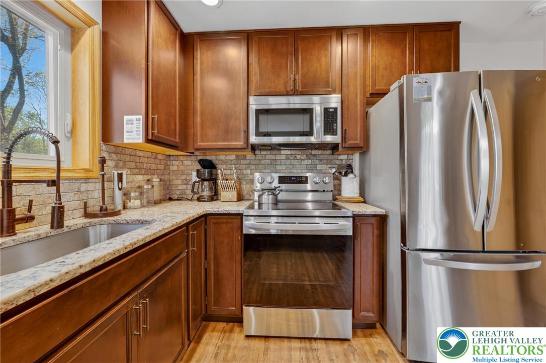 37 Frost Lane Property Photo 26