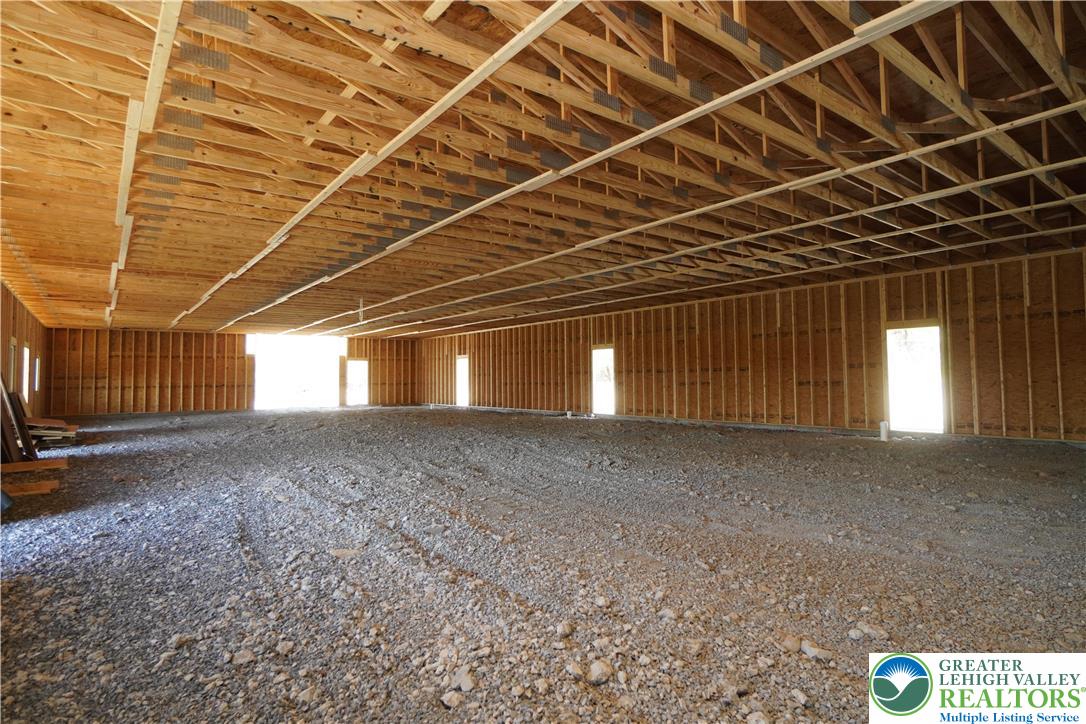 317 Blue Valley Drive Property Photo 4