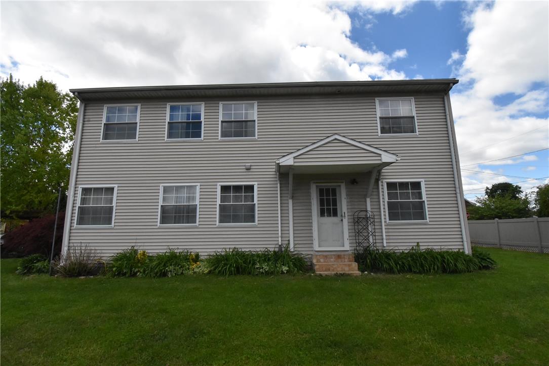 424 Grape Street Property Photo 10