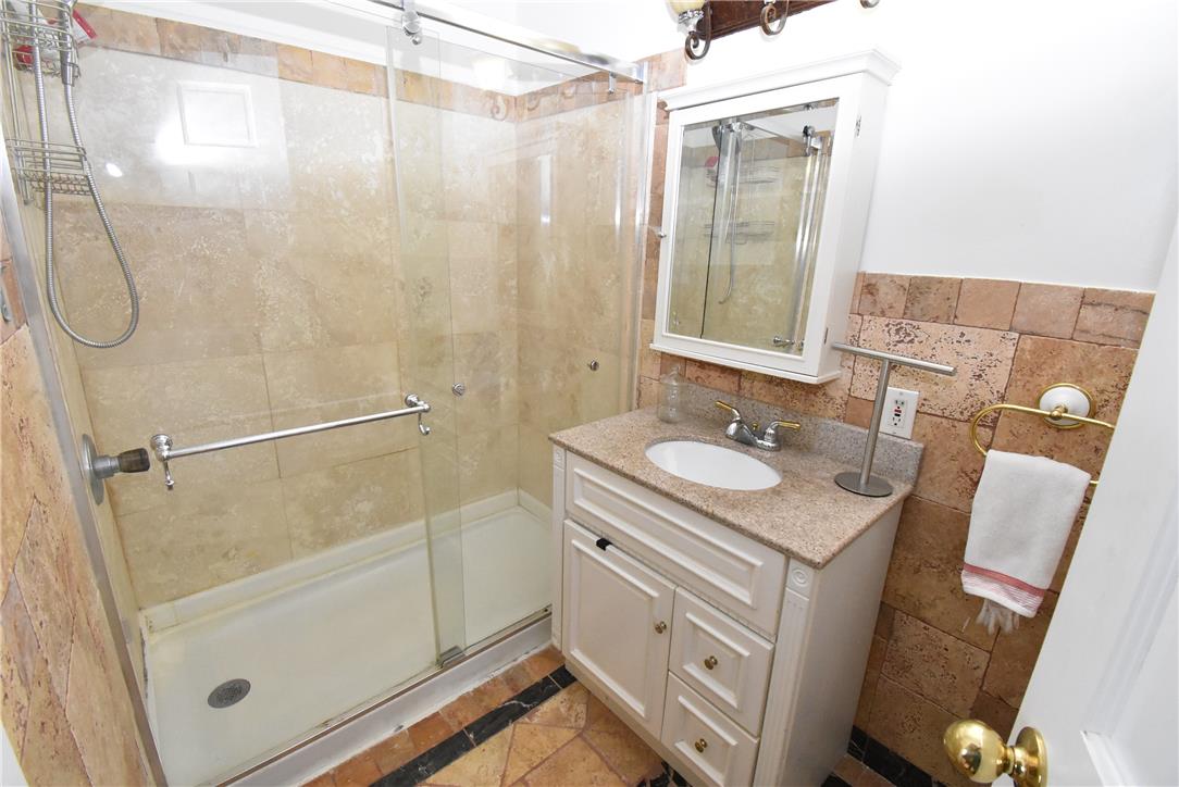 424 Grape Street Property Photo 34