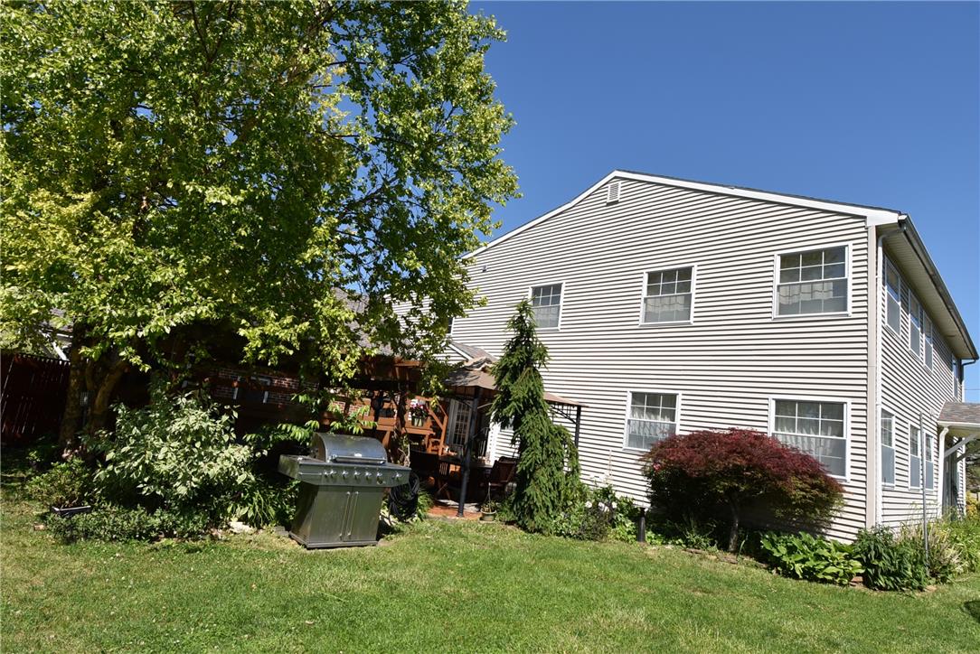 424 Grape Street Property Photo 43