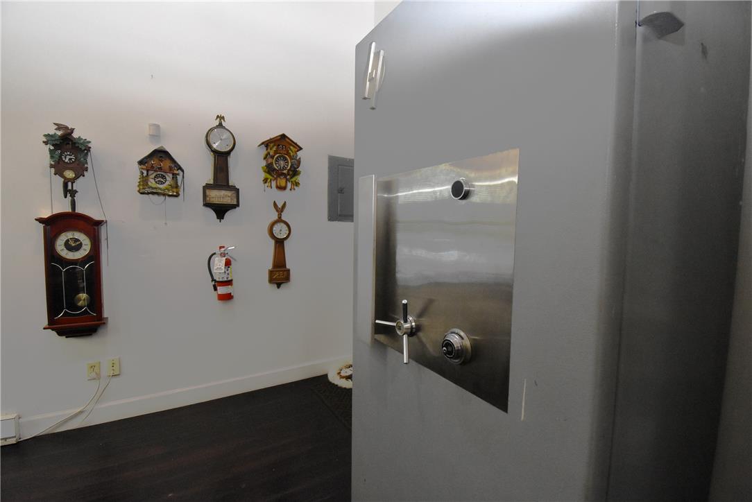 424 Grape Street Property Photo 60