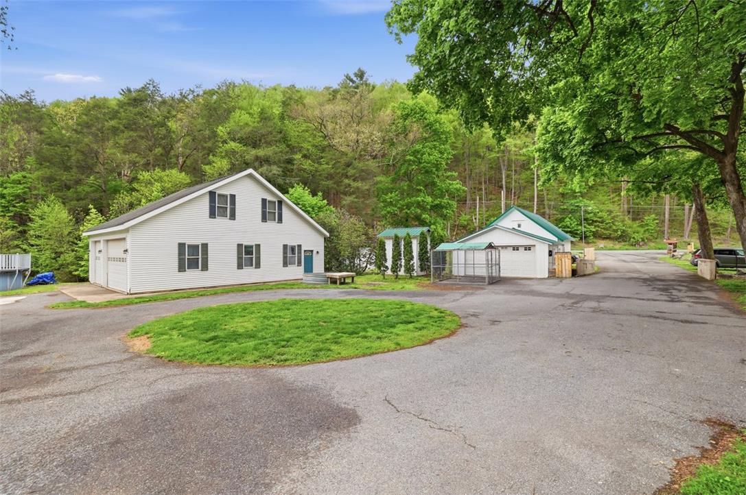 3585 Fairyland Road Property Photo 7