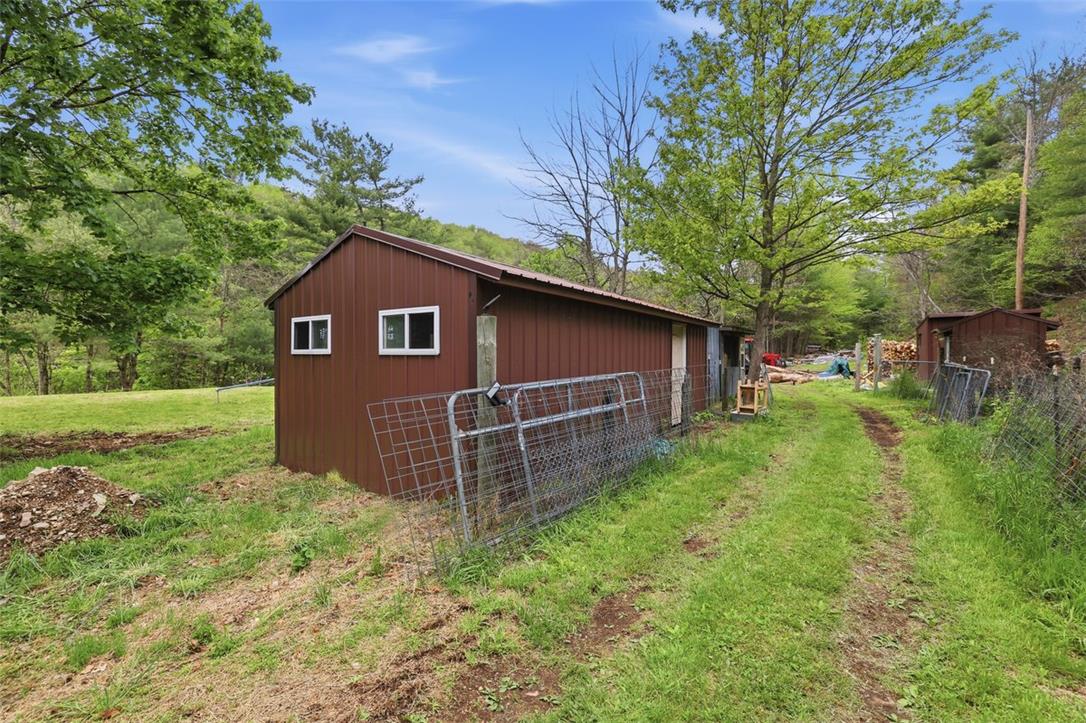 3585 Fairyland Road Property Photo 11