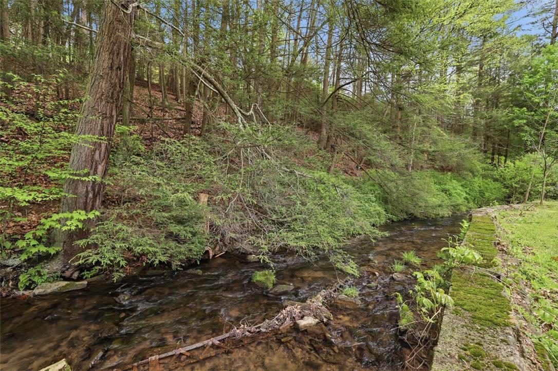 3585 Fairyland Road Property Photo 14