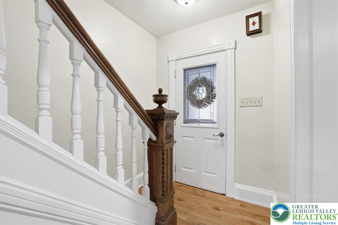 3585 Fairyland Road Property Photo 16