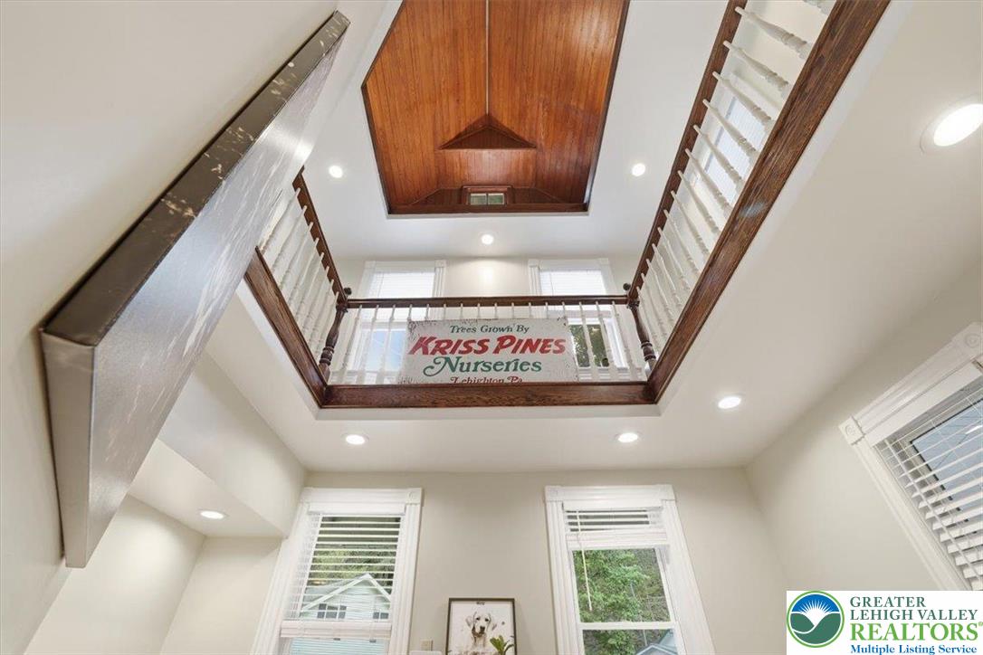 3585 Fairyland Road Property Photo 34