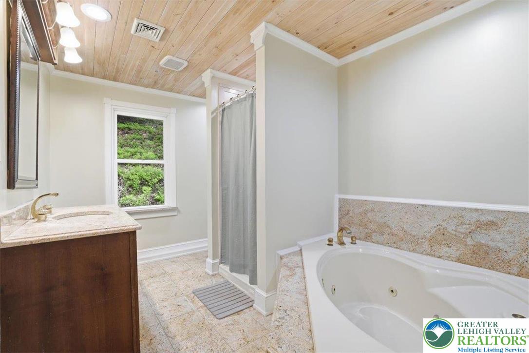 3585 Fairyland Road Property Photo 49