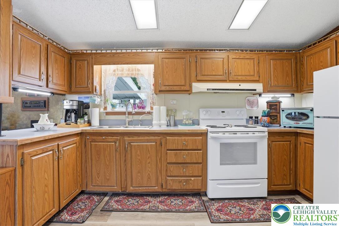 3350 Airport Road 5 Property Photo 18