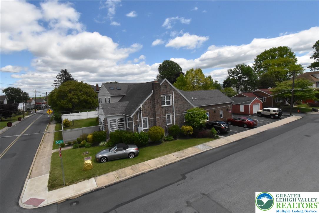 424 Grape Street Property Photo 19