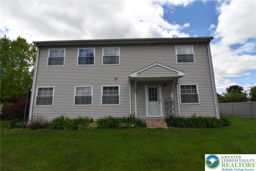 424 Grape Street Property Photo 27