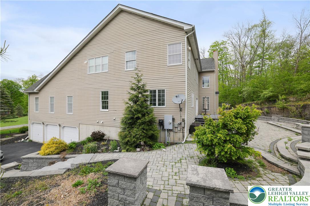 258 Rising Meadow Way Property Photo 7