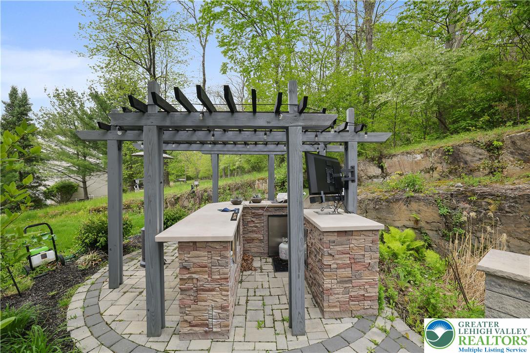 258 Rising Meadow Way Property Photo 10