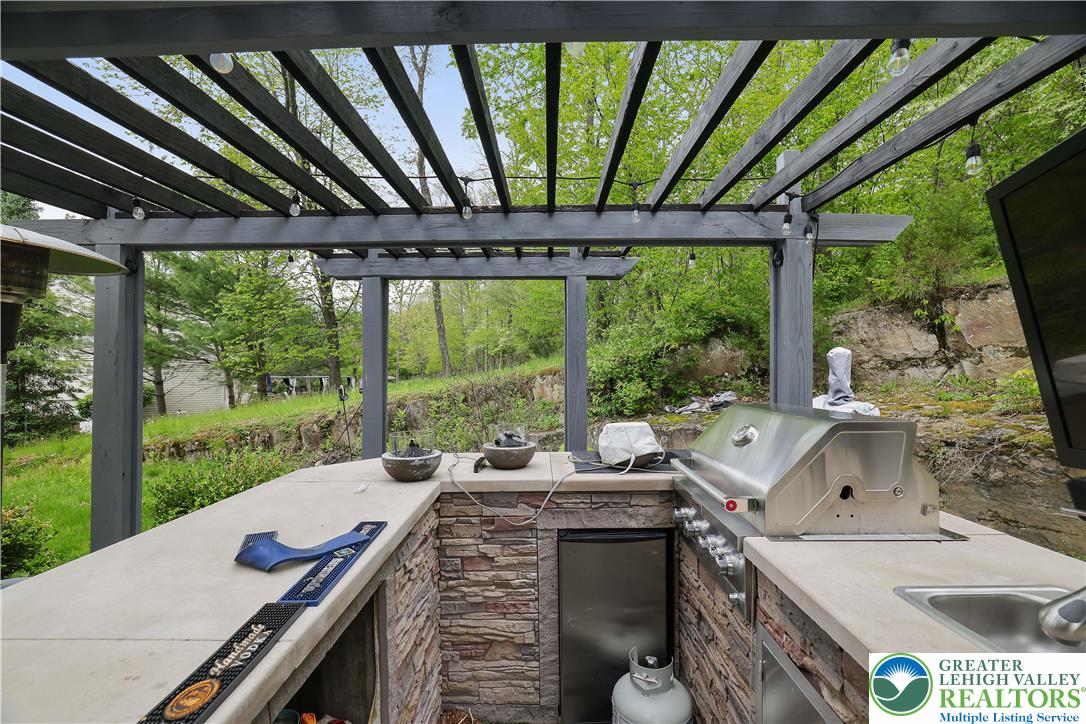 258 Rising Meadow Way Property Photo 11