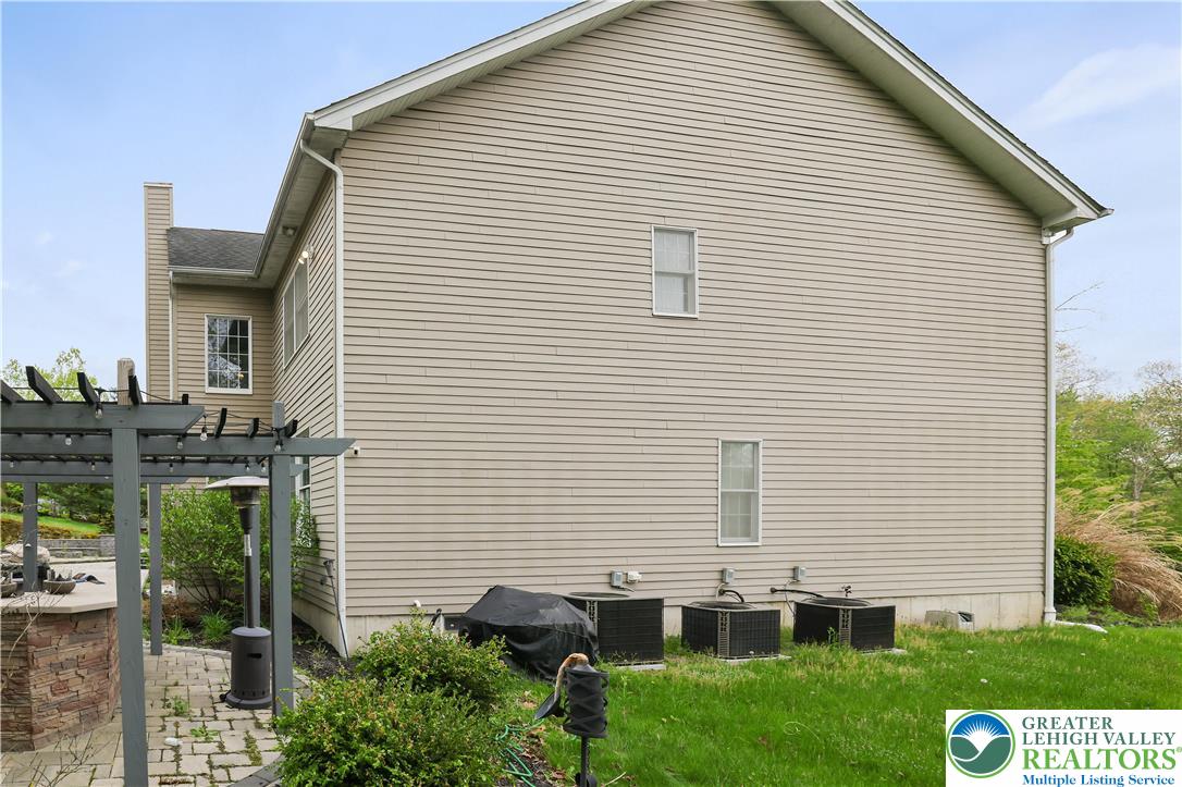 258 Rising Meadow Way Property Photo 12