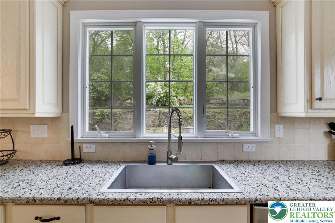 258 Rising Meadow Way Property Photo 20