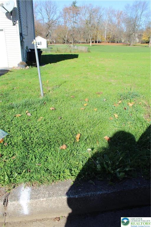 1837 Norwood Street Property Photo 4