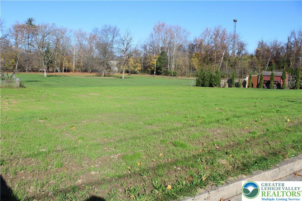 1837 Norwood Street Property Photo 8