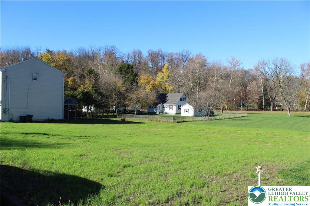 1837 Norwood Street Property Photo 11