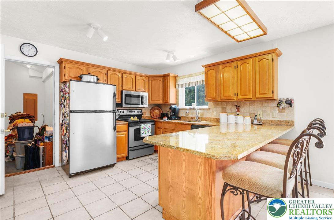 111 Sir Lyonnesse Court Property Photo 6