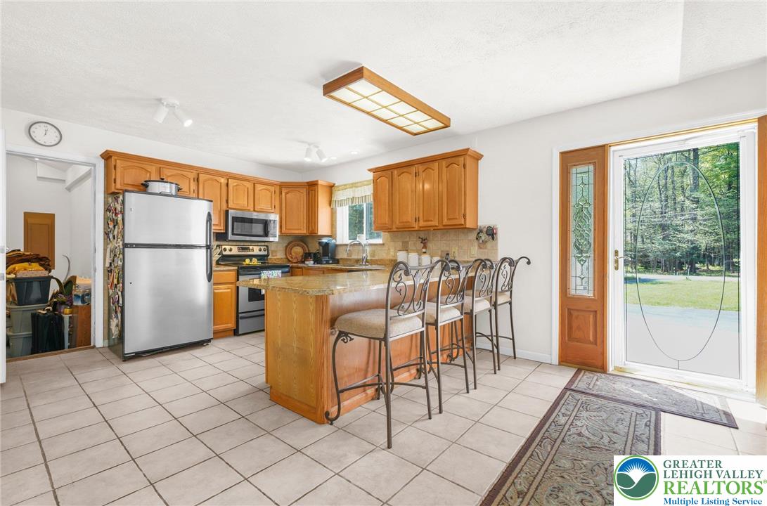 111 Sir Lyonnesse Court Property Photo 7