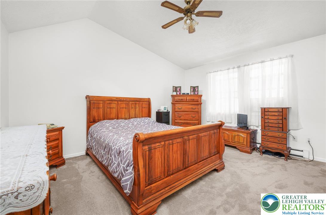 111 Sir Lyonnesse Court Property Photo 11