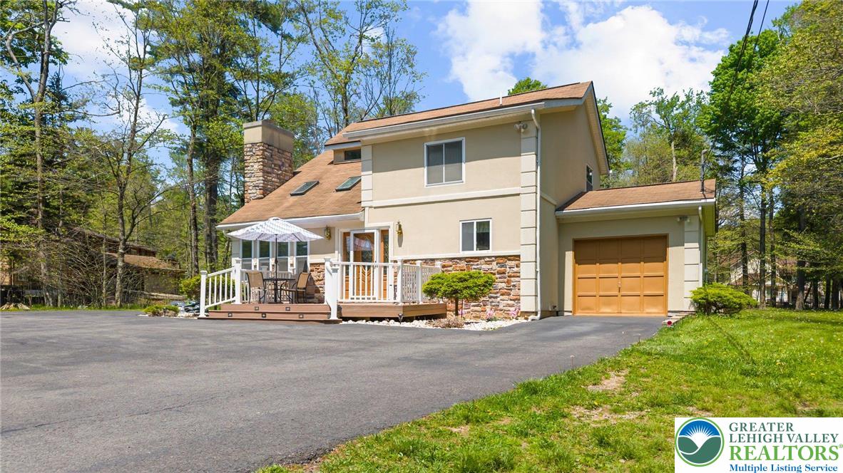 111 Sir Lyonnesse Court Property Photo 26