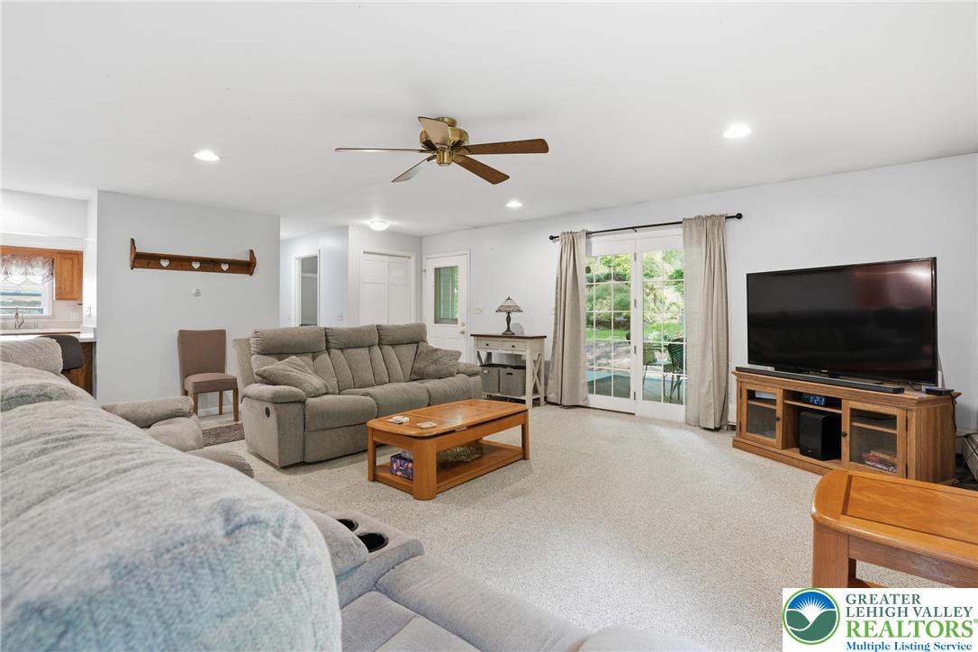 1480 Pennsylvania Avenue Property Photo 4