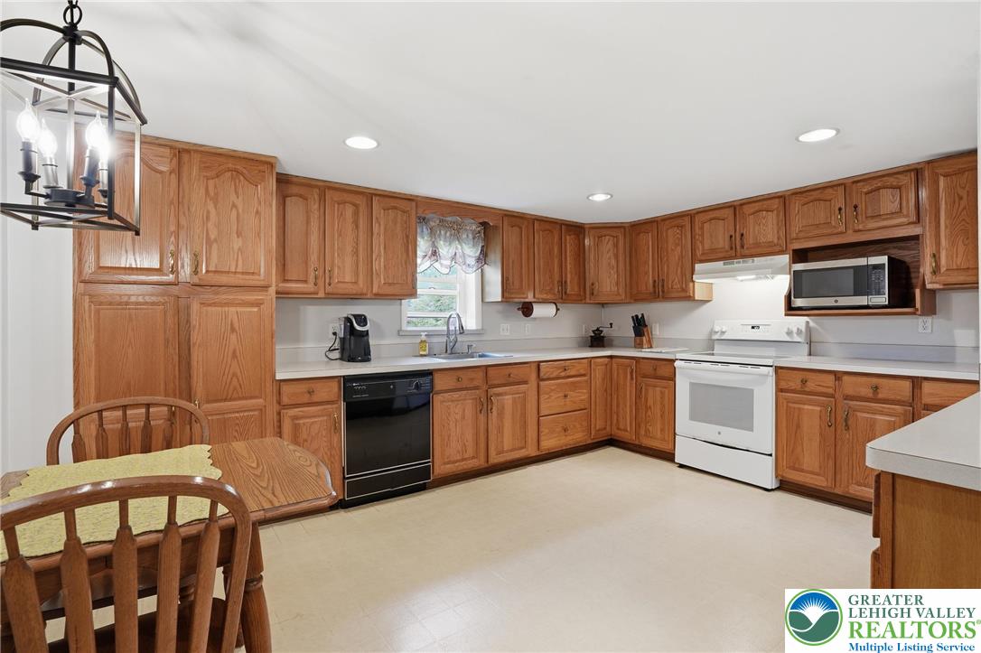 1480 Pennsylvania Avenue Property Photo 16