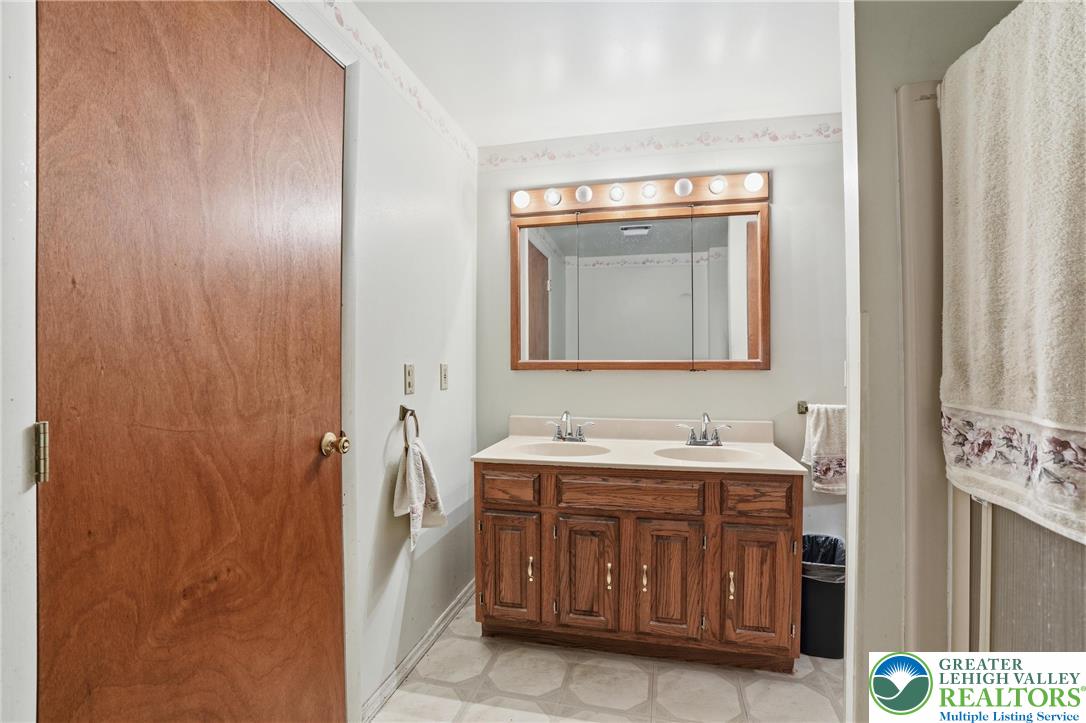 1480 Pennsylvania Avenue Property Photo 36