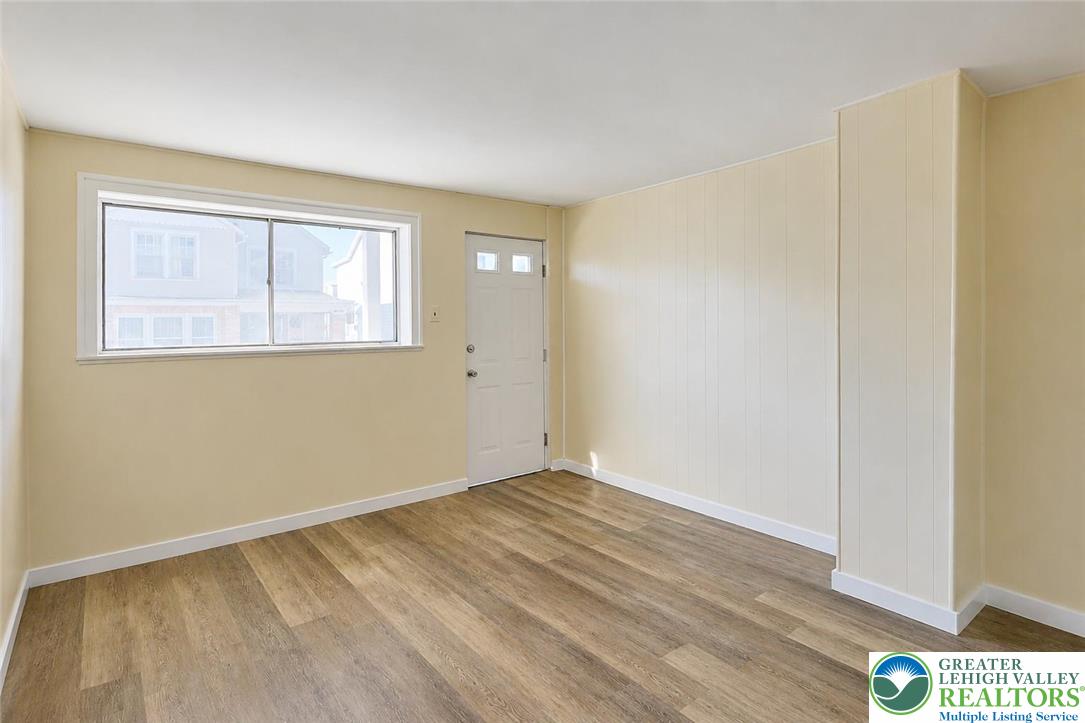230 Fell Street Property Photo 4
