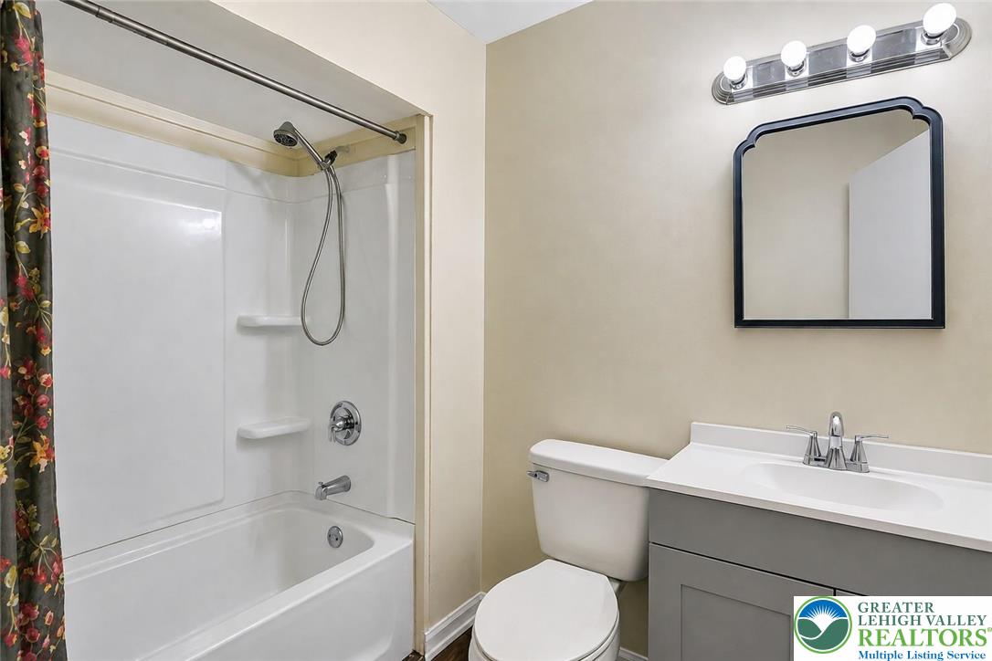 230 Fell Street Property Photo 12