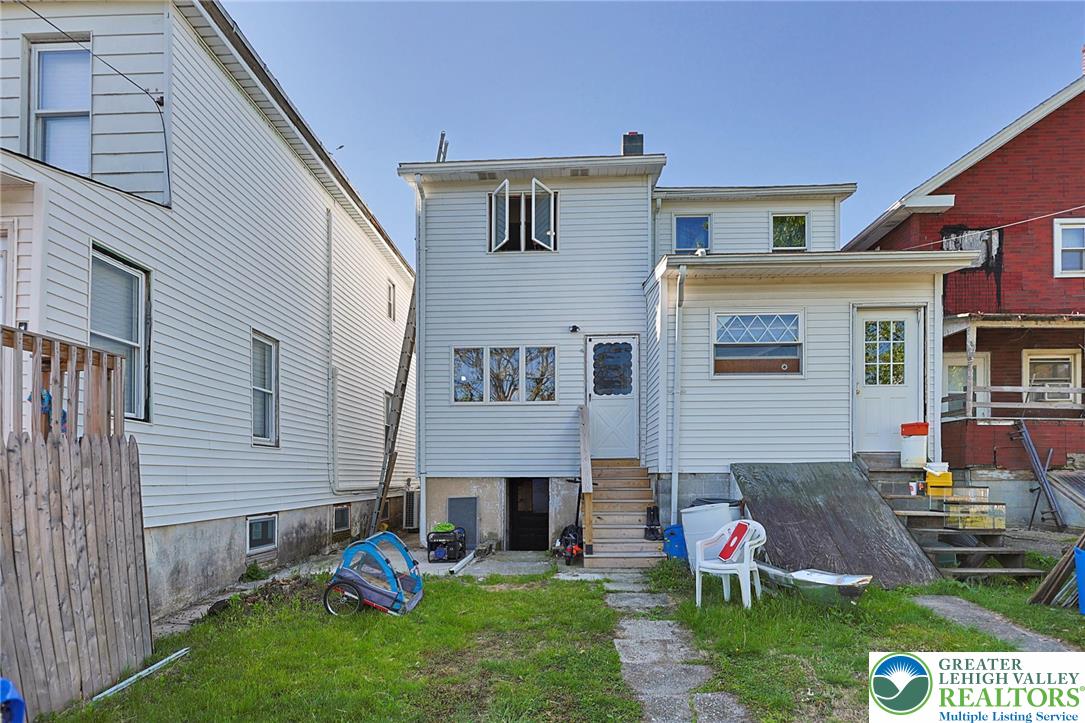 230 Fell Street Property Photo 16