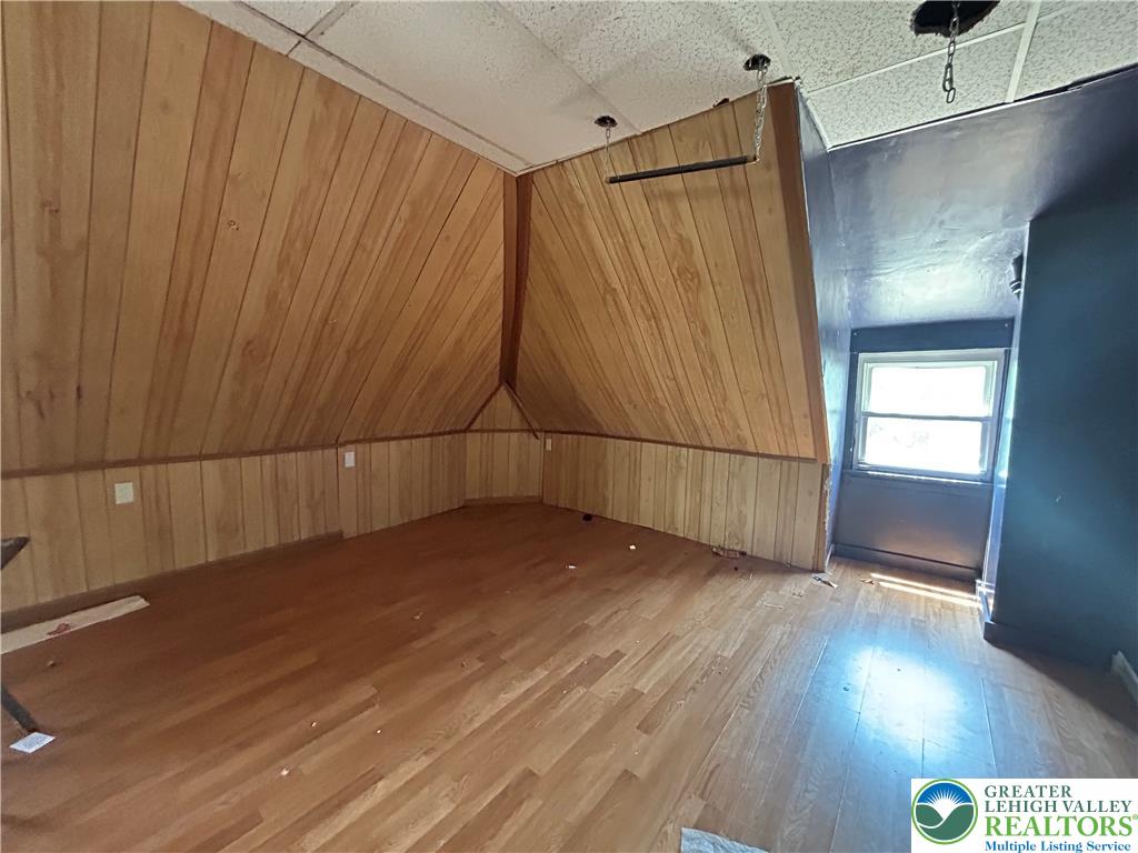 1238 Lehigh Street Property Photo 19