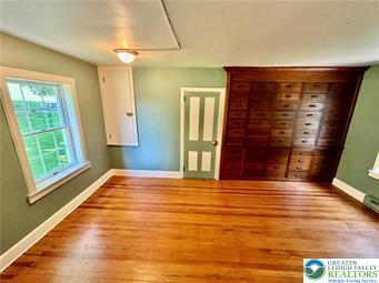 6024 Front Street Property Photo 12
