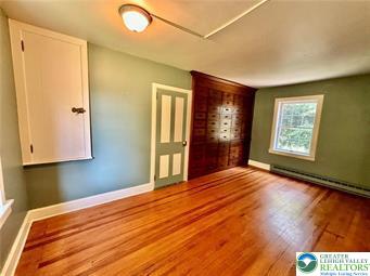 6024 Front Street Property Photo 13