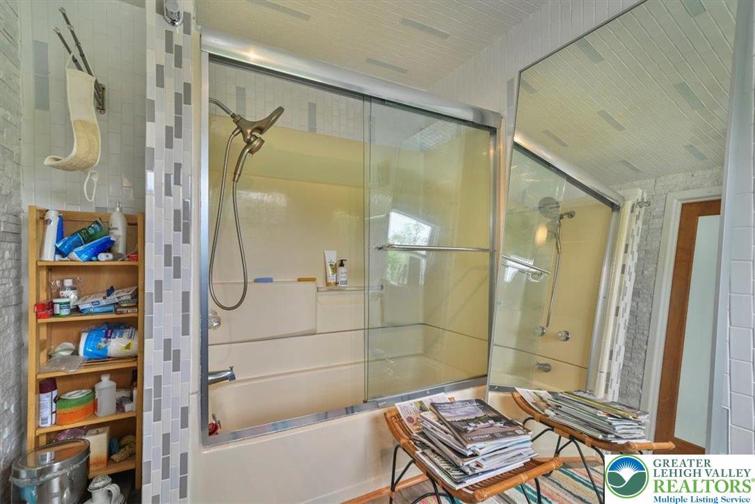 413 South Avenue Property Photo 19
