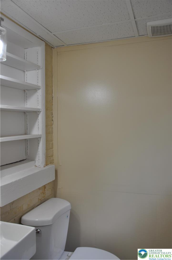 146 11th Street Property Photo 7