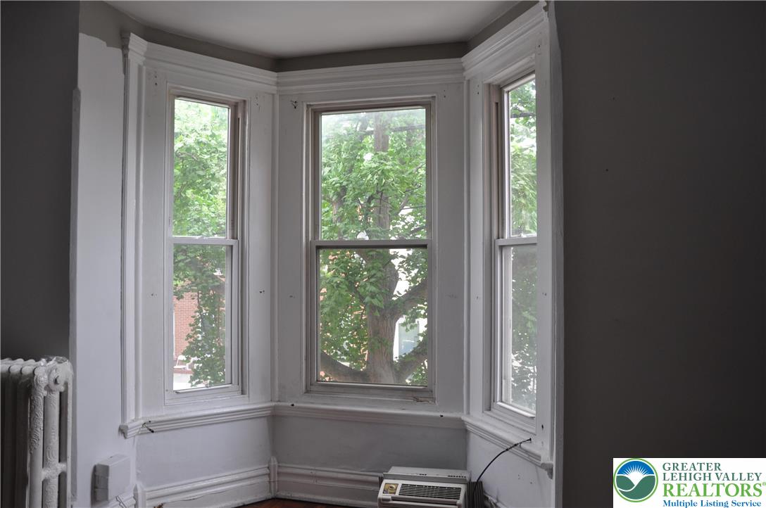 146 11th Street Property Photo 18