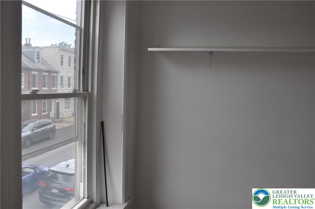 146 11th Street Property Photo 24