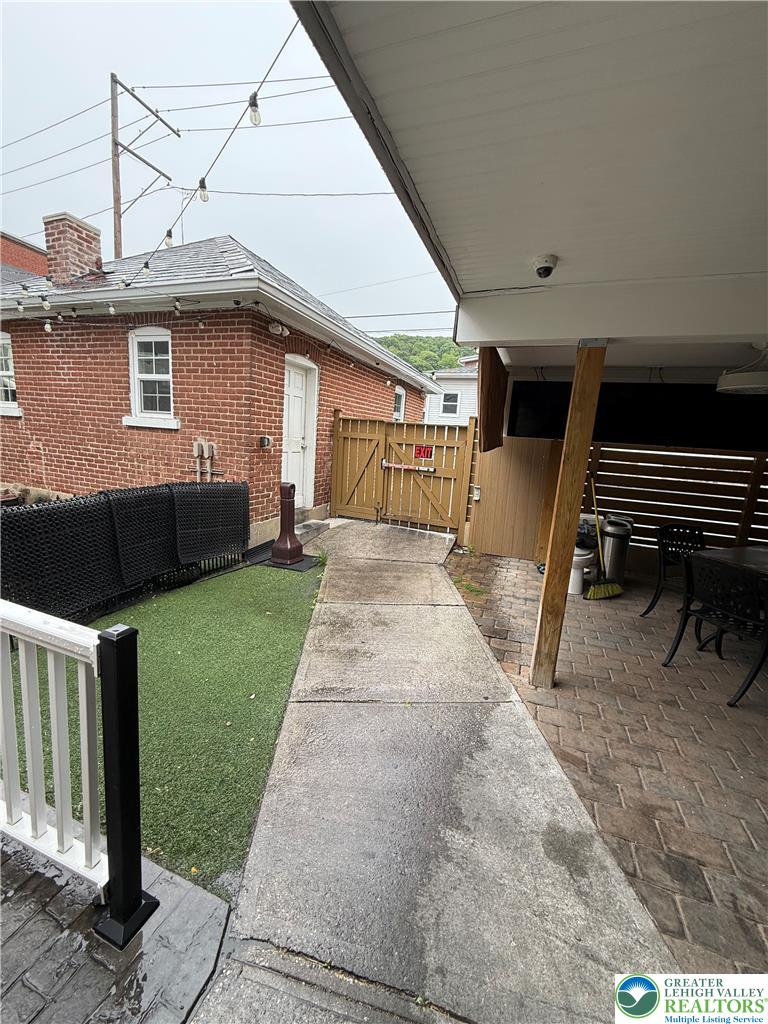 1028 Broadway Property Photo 15