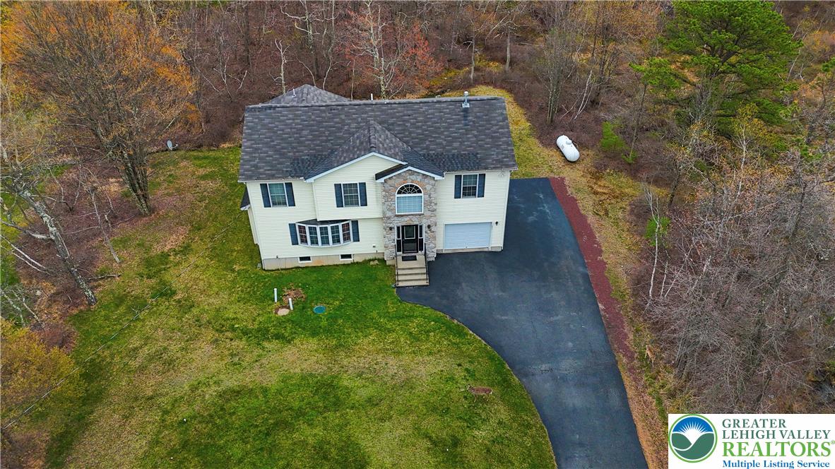 2742 Long Pond Property Photo 1