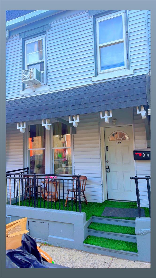 314 2nd Street Property Photo 1