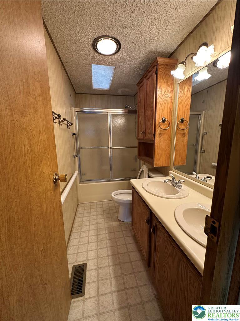 80 Juniper Court Property Photo 12